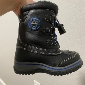 Toddler snow boots